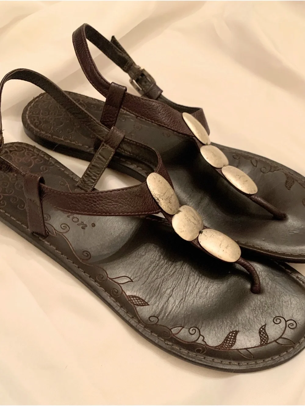 Brighton Brown Leather T-Strap Sandals with Bead Accents